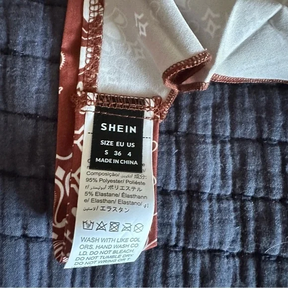 BANDANA Top - Picture 3 of 7